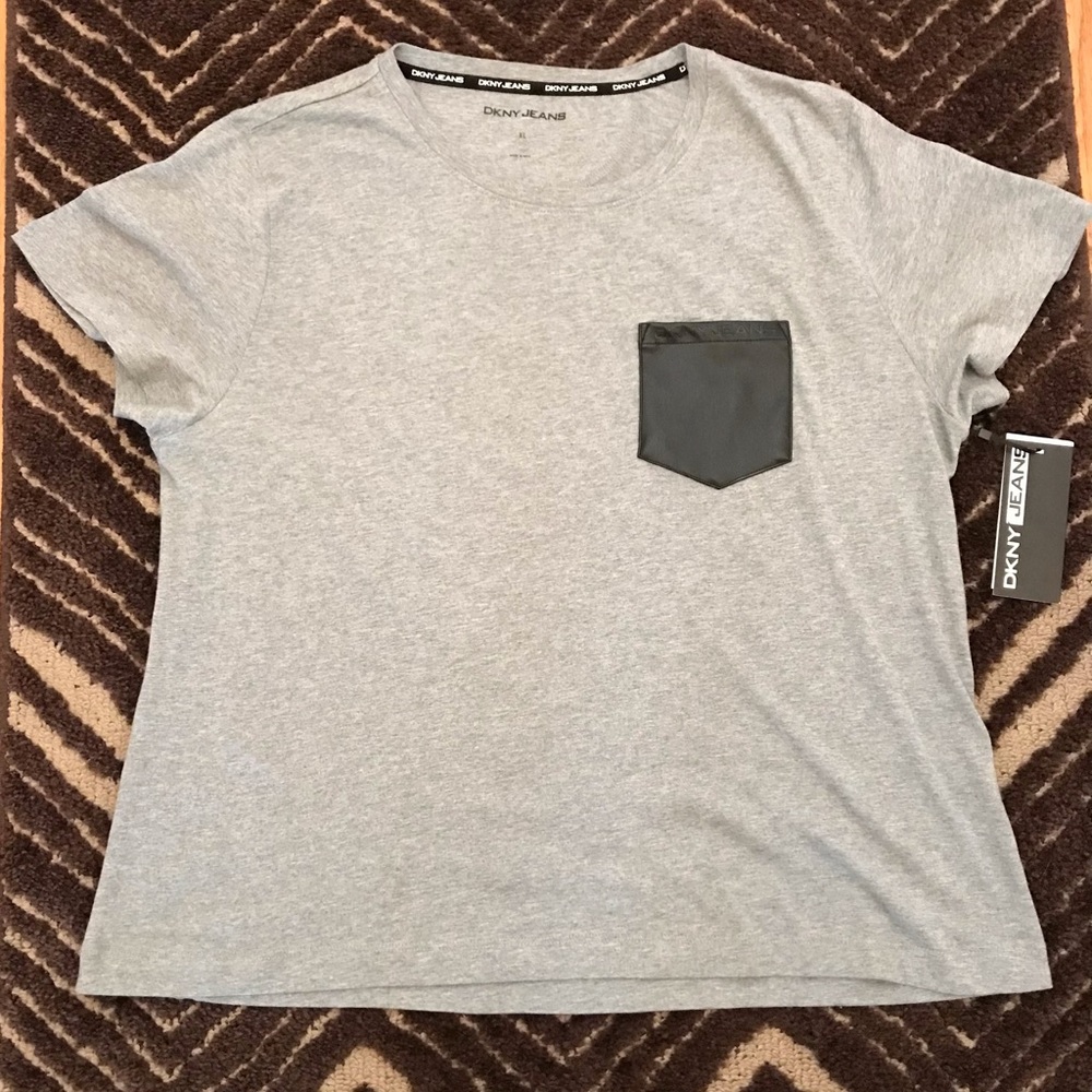 🌀NWT! DKNY faux-leather pocket tee